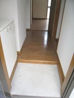 ウィンザーパレス　Ａ　201号