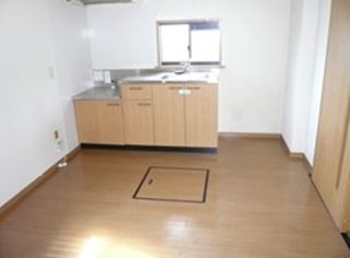 メンバーズタウンT 201号